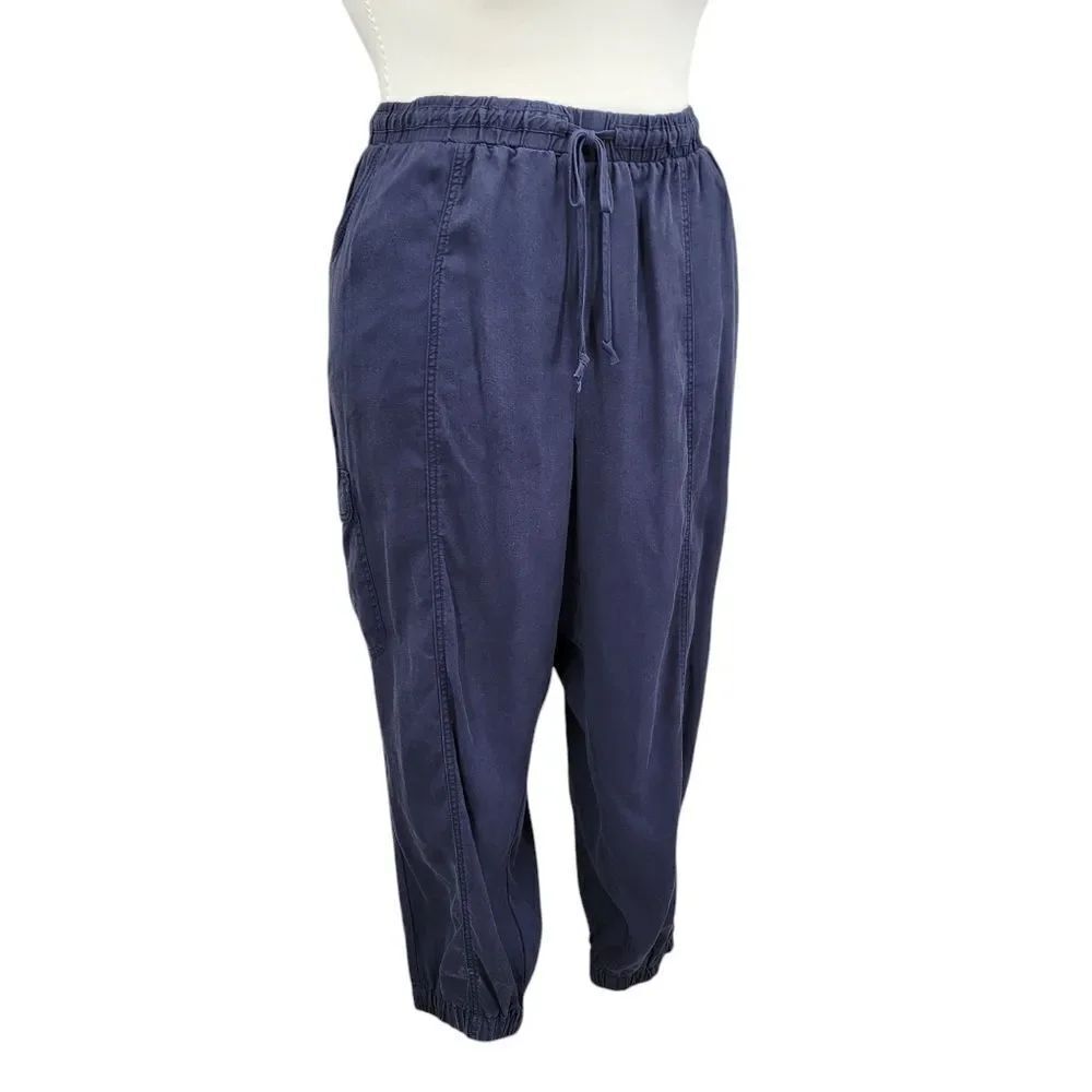 Nurture By Westbound Blue Cargo Cropped Joggers Women's Plus Size 3X Short NEW